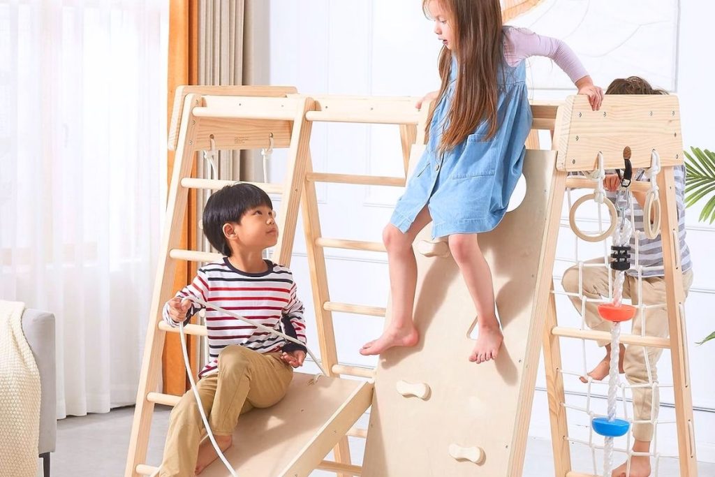 Montessori climbing toys climbing wall